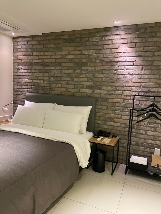 Hotel Gaden Suwon Exterior foto